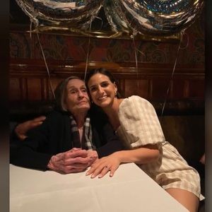 Meet your Posher, Cait